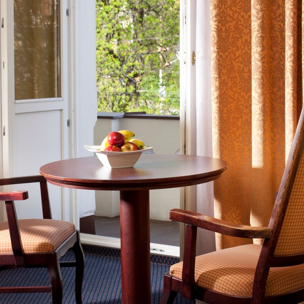 Room (1)balcony2.jpg